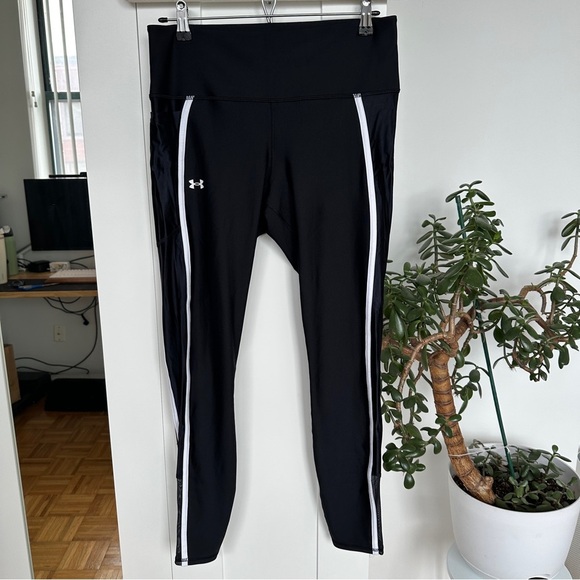 Under Armour Women's HeatGear Shine Mesh Pocketed Leggings, Like New Size L - Picture 5 of 10